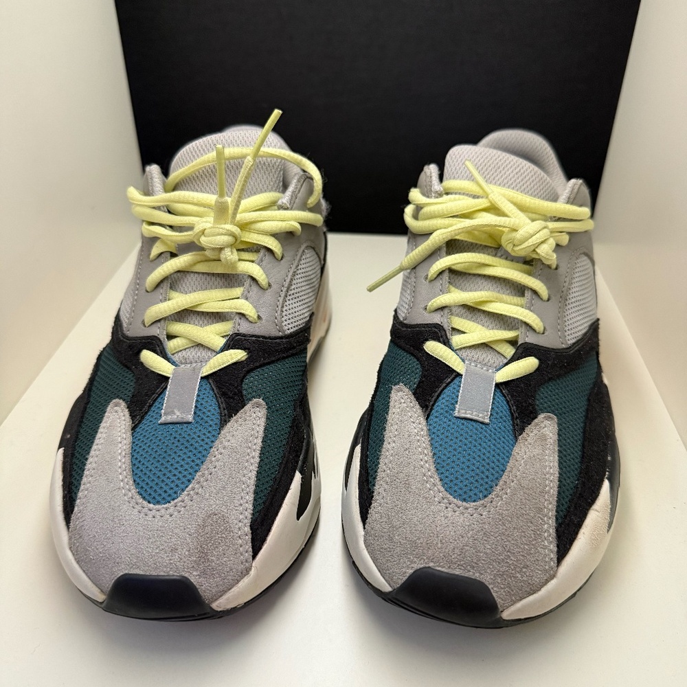 Yeezy Boost 700 Wave Runner